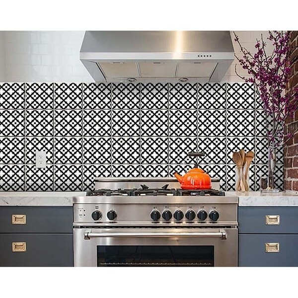 Homeroots 7 x 7 in. Black & White Dia Peel & Stick Removable Tiles - 399943