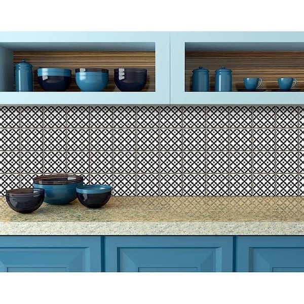 Homeroots 7 x 7 in. Black & White Dia Peel & Stick Removable Tiles - 399943