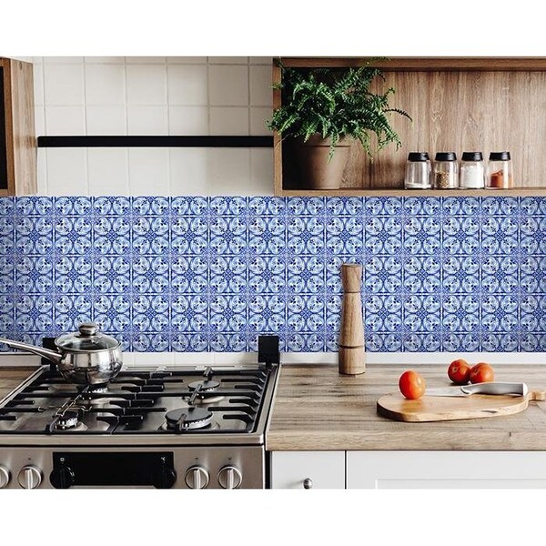 Homeroots 7 x 7 in. Blue Cloud Peel & Stick Removable Tiles - 400108