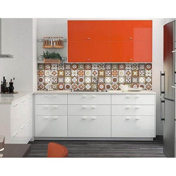 Homeroots 4 x 4 in. Retro Orange Mosaic Peel & Stick Removable Tiles - 400431