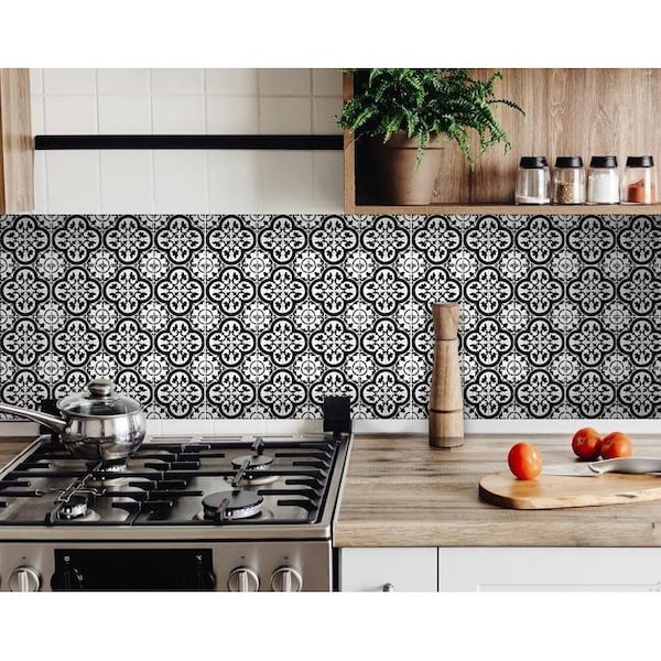 Homeroots 4 x 4 in. Black & White Roka Peel & Stick Removable Tiles - 399935