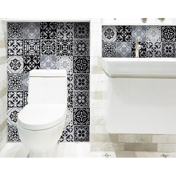 Homeroots 7 x 7 in. Black, White & Gray Mosaic Peel & Stick Tiles - 399873