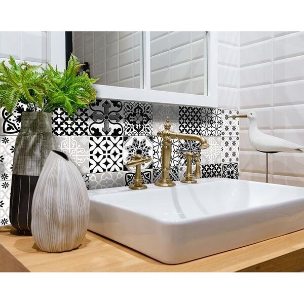 Homeroots 5 x 5 in. Black, White & Gray Bella Peel & Stick Tiles - 399961
