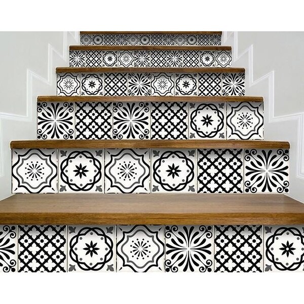 Homeroots 5 x 5 in. Black & White Multi Peel & Stick Removable Tiles - 399861