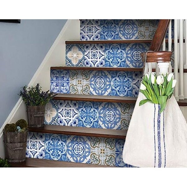 Homeroots 8 x 8 in. Blue Manna Peel & Stick Removable Tiles - 400344