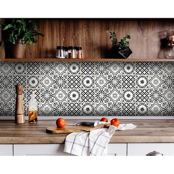 Homeroots 6 x 6 in. Black & White Multi Peel & Stick Removable Tiles - 399862