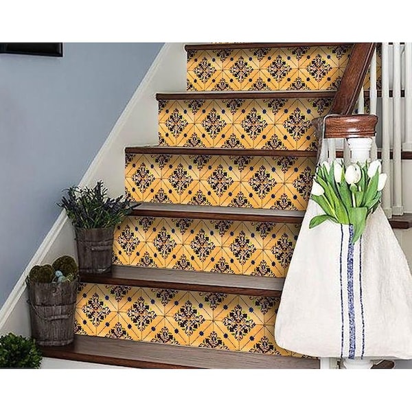 Homeroots 6 x 6 in. Golden Rio Yellow Removable Peel & Stick Tiles - 400347