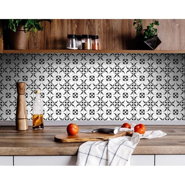 Homeroots 4 x 4 in. Black & White Delia Peel & Stick Removable Tiles - 399890