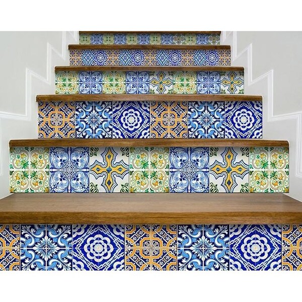Homeroots 5 x 5 in. Lima Multi Blue Mosaic Peel & Stick Tiles - 400311