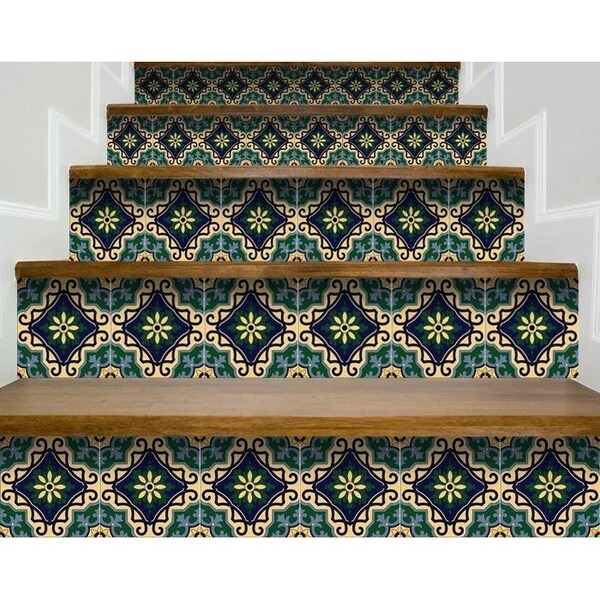 Homeroots 8 x 8 in. Agean Blue & Green Peel & Stick Tiles - 400059