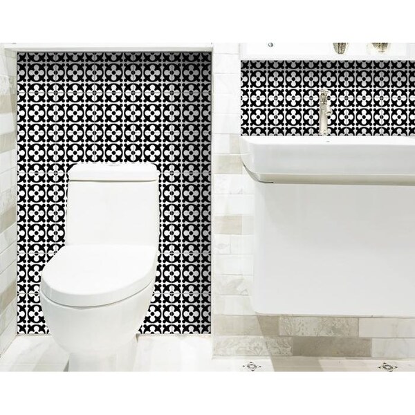 Homeroots 4 x 4 in. Black & White Medeci Peel & Stick Removable Tiles - 399975