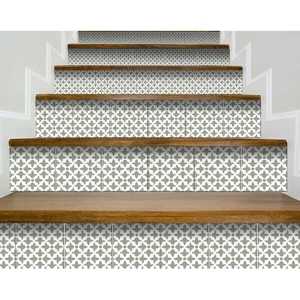 Homeroots 5 x 5 in. Sage Gray Fleur Removable Peel & Stick Tiles - 400396