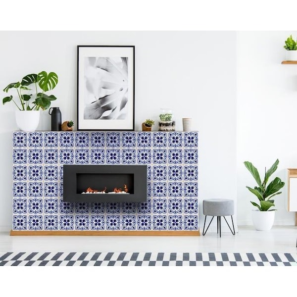 Homeroots 7 x 7 in. Blue & White Mosaic Peel & Stick Removable Tiles - 399828