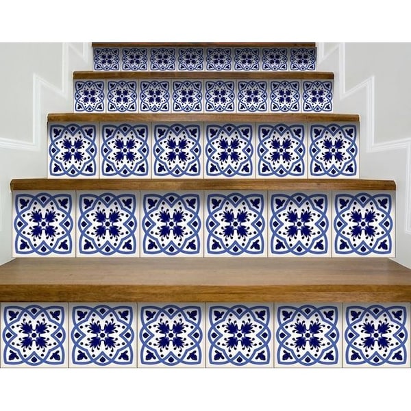 Homeroots 7 x 7 in. Blue & White Mosaic Peel & Stick Removable Tiles - 399828