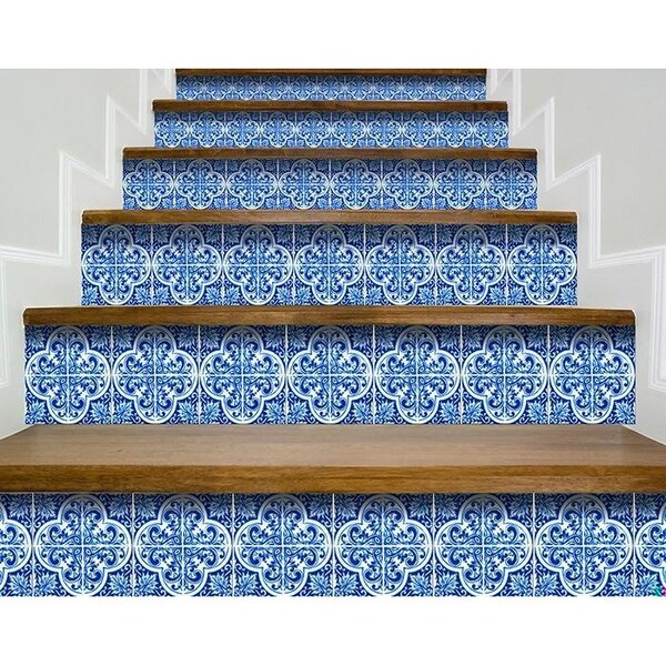 Homeroots 8 x 8 in. Blue & White Cross Peel & Stick Tiles - 400119