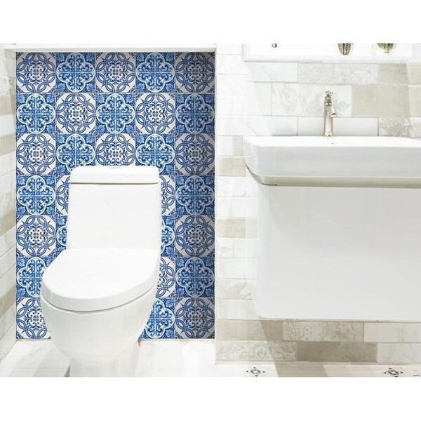 Homeroots 7 x 7 in. Blue & White Medi Peel & Stick Tiles - 400138
