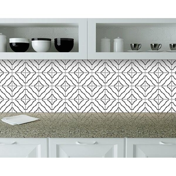 Homeroots 7 x 7 in. Black & White XL Prism Peel & Stick Removable Tiles - 399918