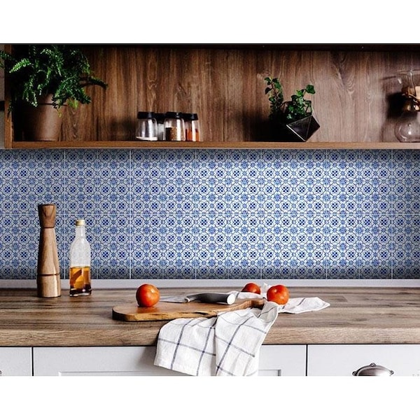 Homeroots 8 x 8 in. Blue Micro Peel & Stick Removable Tiles - 400129