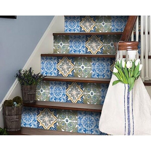 Homeroots 6 x 6 in. Madison Vintage Mosaic Blue Peel & Stick Tiles - 400267