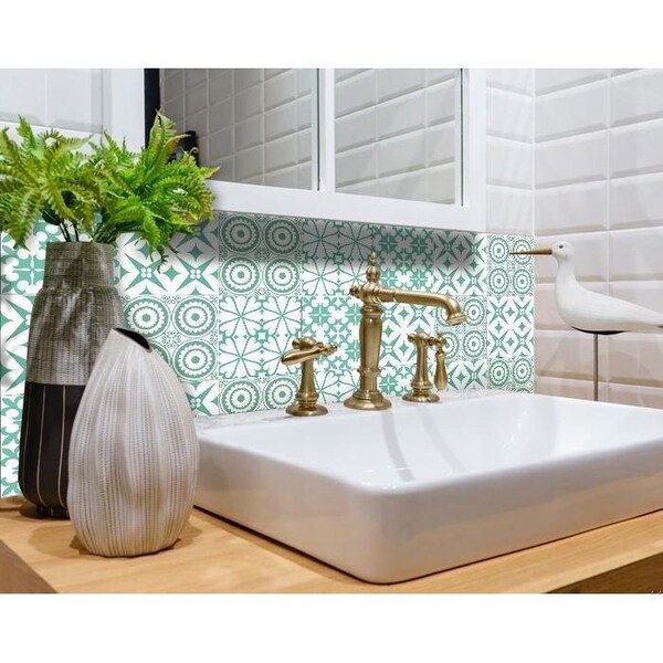 Homeroots 7 x 7 in. Light Green & White Geo Peel & Stick Removable Tiles - 400418