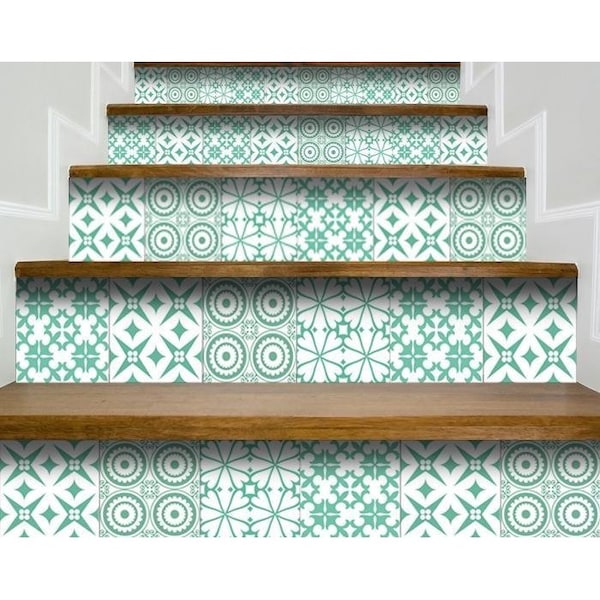 Homeroots 7 x 7 in. Light Green & White Geo Peel & Stick Removable Tiles - 400418