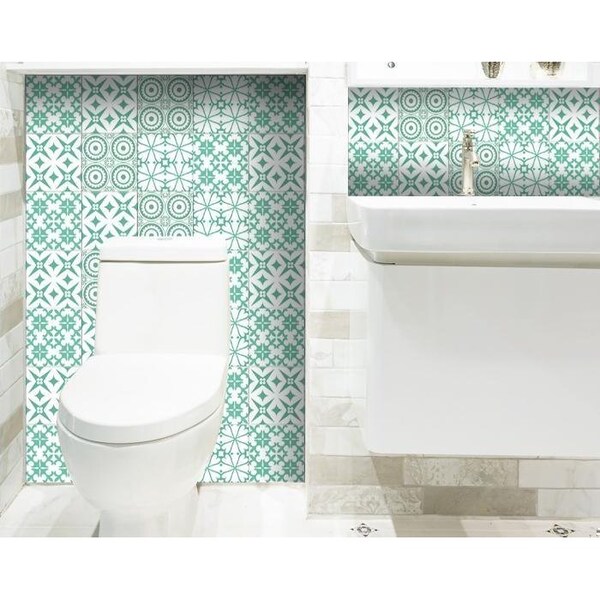 Homeroots 7 x 7 in. Light Green & White Geo Peel & Stick Removable Tiles - 400418