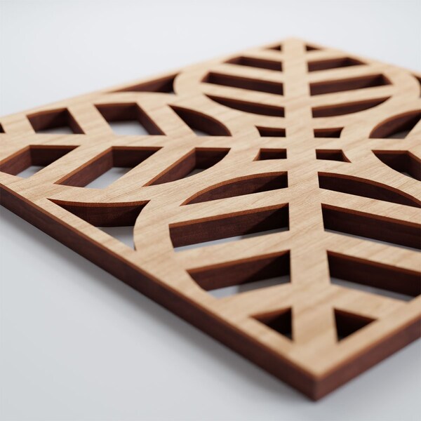 Ekena Millwork Extra Small Garland Decorative Fretwork Wood Wall Panels, Alder, 7 3/8"W x 7 3/8"H x 3/8"T - WALW08X08X0375GRDAL