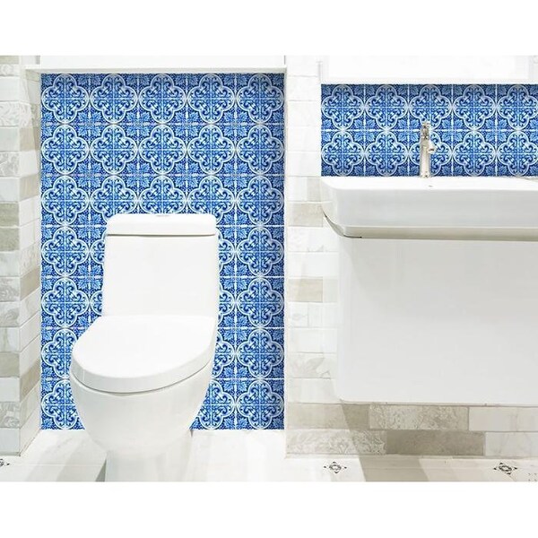 Homeroots 7 x 7 in. Blue & White Cross Peel & Stick Tiles - 400118