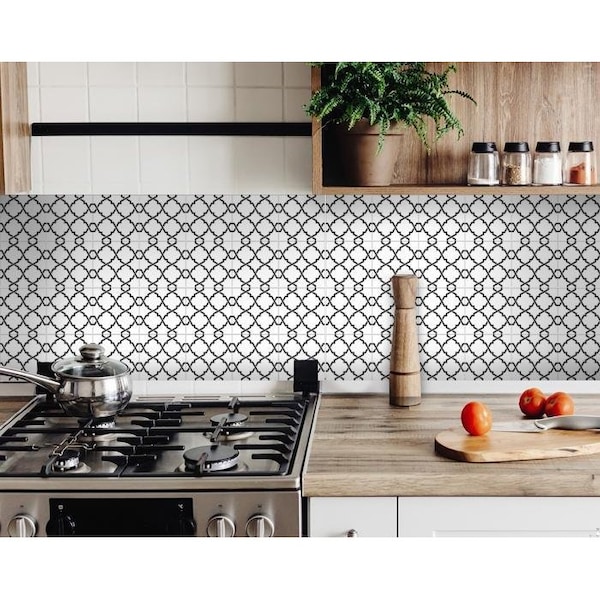 Homeroots 4 x 4 in. Black & White Prism Peel & Stick Removable Tiles - 399910