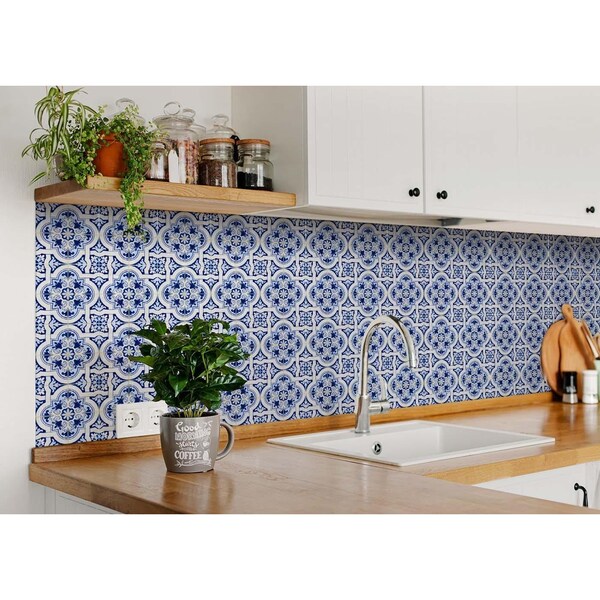 Homeroots 5 x 5 in. Blue Mia Peel & Stick Removable Tiles - 400131