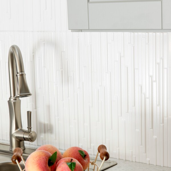 Fasade Fasade 18in x 24in Skyline Gloss White Backsplash Panel 5pk - PB7100