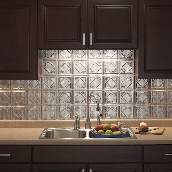 Fasade Fasade 18in x 24in Traditional 4 Crosshatch Silver Backsplash Panel 5pk - PB5121