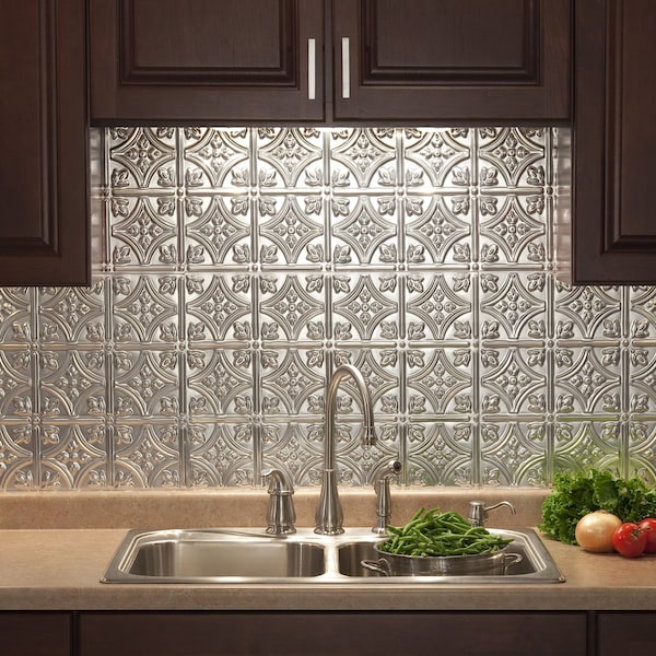 Fasade Fasade 18in x 24in Traditional 1 Brushed Aluminum Backsplash Panel 5pk - PB5008