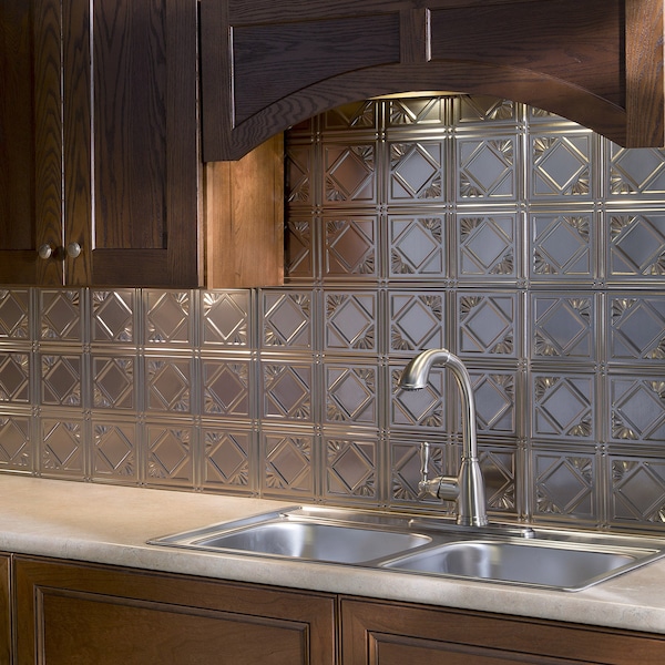 Fasade Fasade 18in x 24in Traditional 4 Brushed Nickel Backsplash Panel 5pk - PB5129