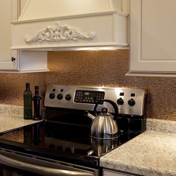 Fasade Fasade 18in x 24in Hammered Polished Copper Backsplash Panel 5pk - PB5525