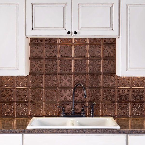Fasade Fasade 18in x 24in Traditional 10 Oil Rubbed Bronze Backsplash Panel 5pk - PB5726