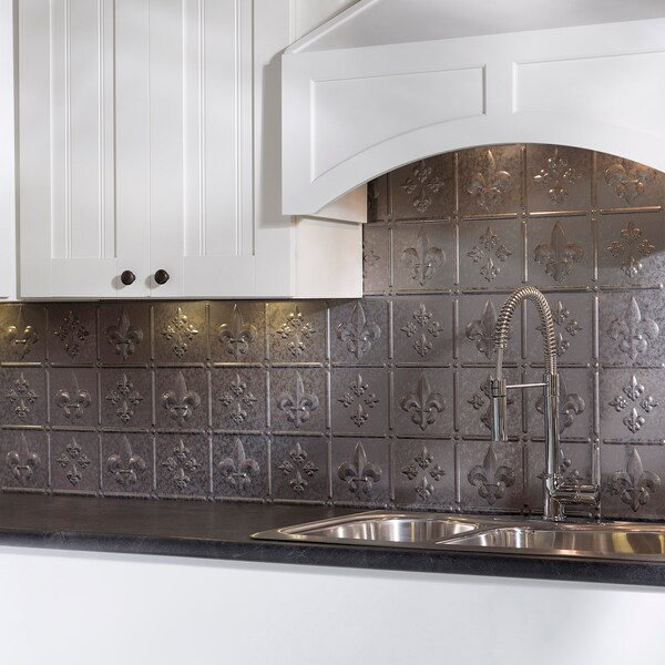 Fasade Fasade 18in x 24in Fleur-de-lis Galvanized Steel Backsplash Panel 5pk - PB6630