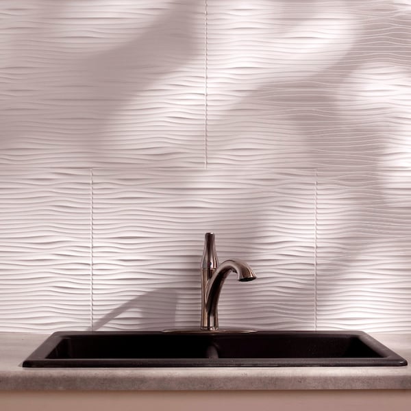 Fasade Fasade 18in x 24in Waves Gloss White Backsplash Panel 5pk - PB6500