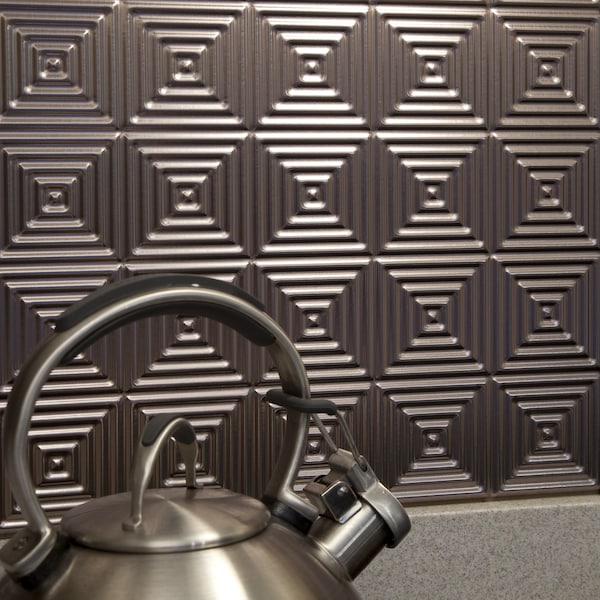 Fasade Fasade 18in x 24in Miniquattro Brushed Nickel Backsplash Panel 5pk - PB5329