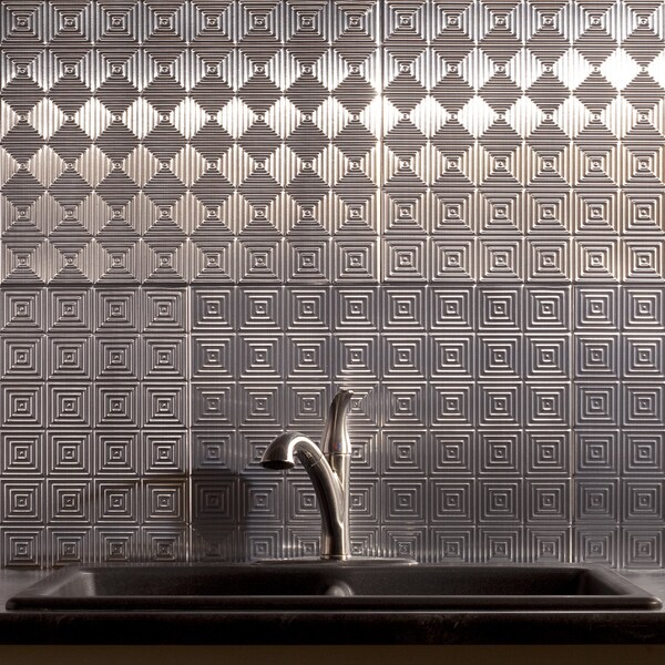 Fasade Fasade 18in x 24in Miniquattro Brushed Aluminum Backsplash Panel 5pk - PB5308