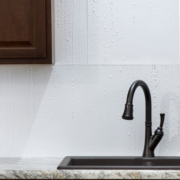 Fasade Fasade 18in x 24in Rain Gloss White Backsplash Panel 5pk - PB7500