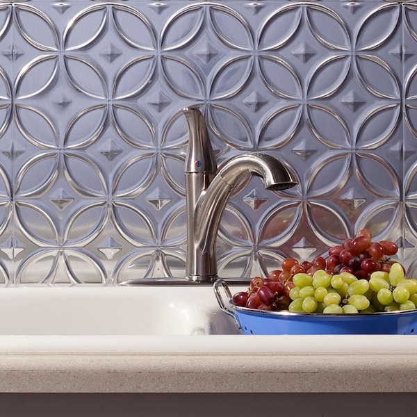 Fasade Fasade 18in x 24in Rings Brushed Aluminum Backsplash Panel 5pk - PB6108