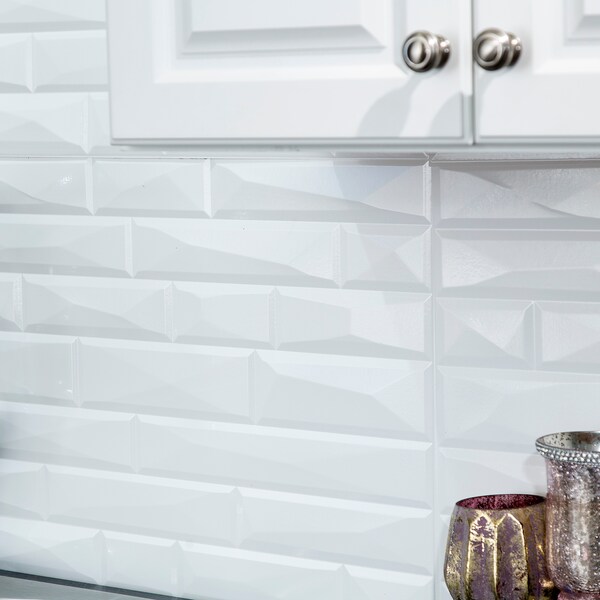 Fasade Fasade 18in x 24in Vista Gloss White Backsplash Panel 5pk - PB6900