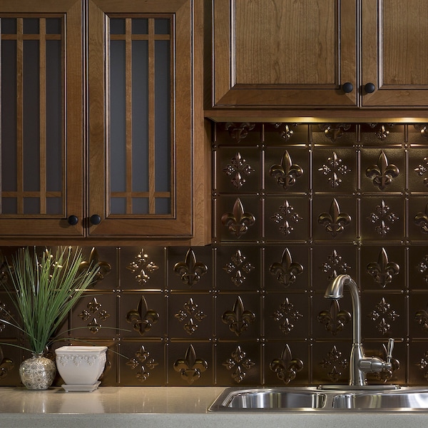 Fasade Fasade 18in x 24in Fleur-de-lis Oil Rubbed Bronze Backsplash Panel 5pk - PB6626