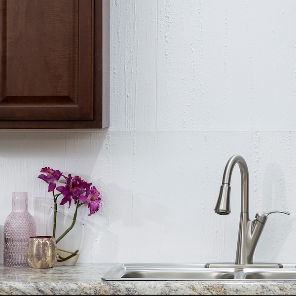 Fasade Fasade 18in x 24in Rain Matte White Backsplash Panel 5pk - PB7501