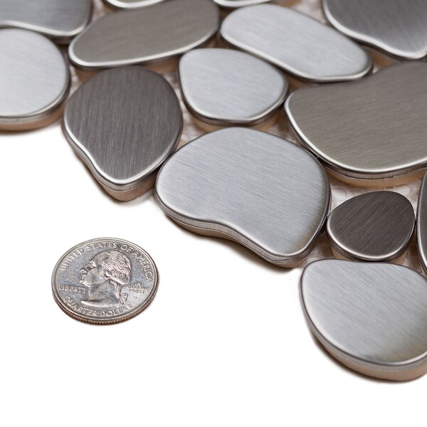 Apollo Tile Sample of Ciottolo Metal Pebble 12.2"x12.2" Mosaic Tile - APLMM9926EC33 SAMPLE