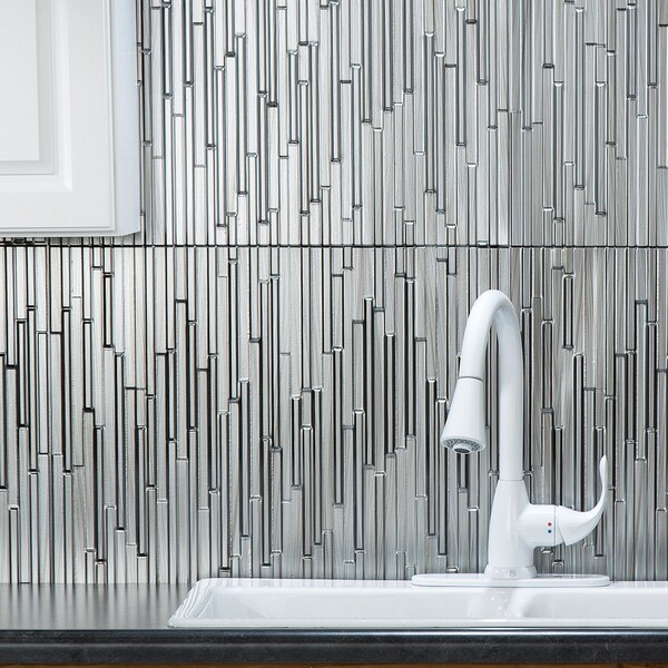 Fasade Fasade 18in x 24in Skyline Brushed Steel Backsplash Panel 5pk - PB7133