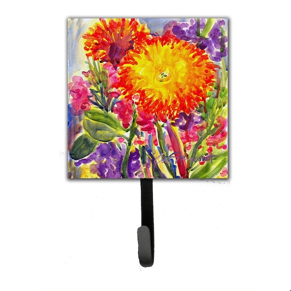 Carolines Treasures 4.25 x 7 in. Flower Aster Leash Or Key Holder - 6077SH4