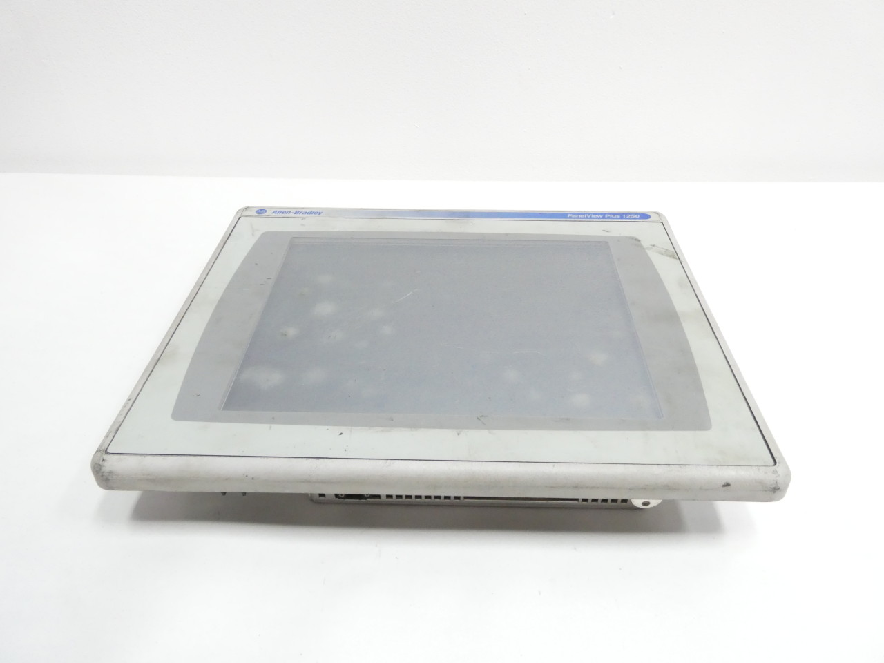 ALLEN BRADLEY 2711P-T12C4D2 PANELVIEW PLUS 1250 SER A OPERATOR INTERFACE PANEL