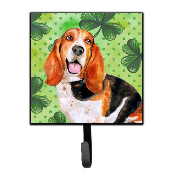 Carolines Treasures Carolines Treasures BB9878SH4 Basset Hound St Patricks Leash or Key Holder - BB9878SH4